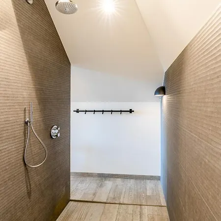 Buytenplaats 183 * دي كوخ