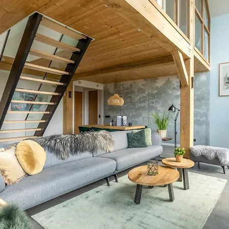 Willa Buytenplaats 183 *